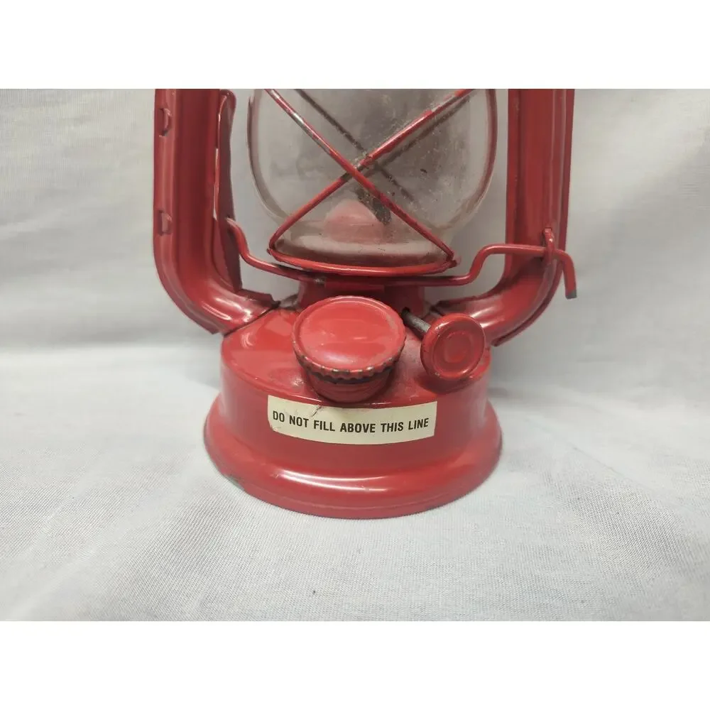 Vintage Lantern RED 235 Paraffin Hurricane Lamp Made in China Great condition!